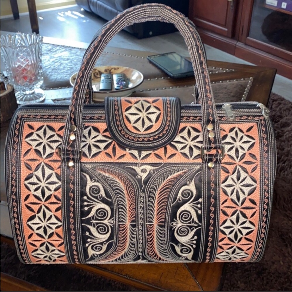 STILL AVAILABLE Mini weekender in excellent condition